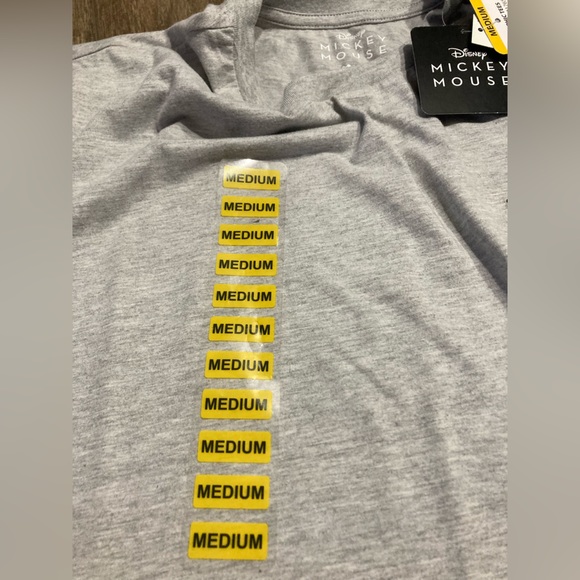 Disney women’s M short sleeve graphic Mickey Mouse tee - Picture 6 of 7